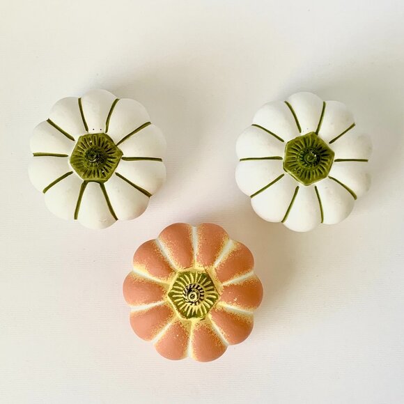 Ceramic Pumpkins Orange White Gourd Fall Halloween Home Decor Whimsical Vintage - Picture 3 of 9